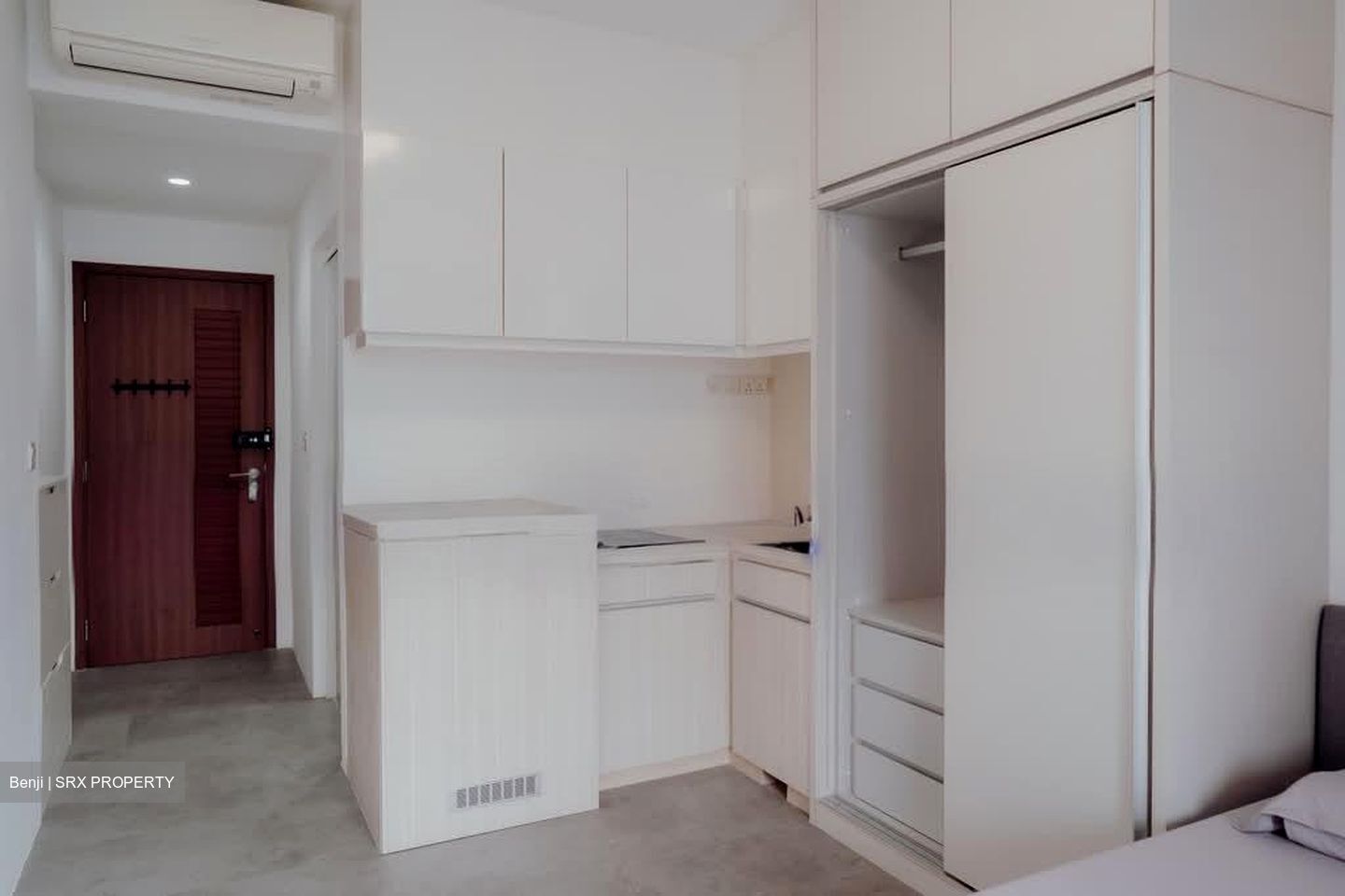 1 Canberra (D27), Condominium #600189001